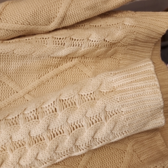Turtleneck Cable Knit Long Sleeve Oversized Pullover Sweater Beige Size Large - Picture 9 of 14